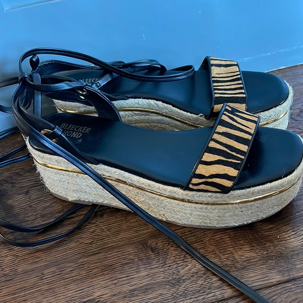 Bleecker & Bond platform sandals